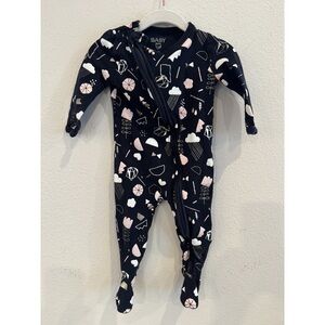 iBABY Black Footed Baby Sleeper with Pink and White Print Size 6-12 Months
